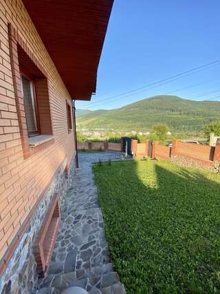 Загородные дома Guest house Mountain View Поляна-7